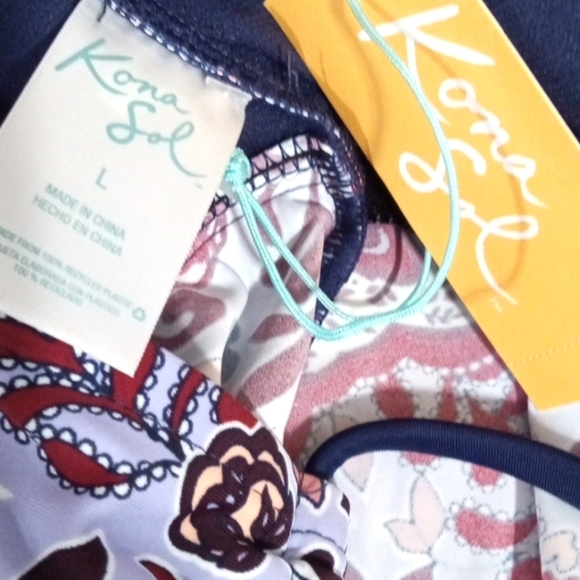 KONA SOL NAVY BLUE HALTER TIE BACK OUT FLORAL BANDANA SWIM TOP SIZE LARGE NWT - Picture 7 of 7